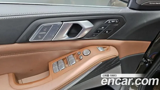 BMW X7 2021 — фото 14