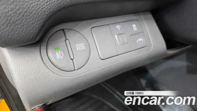 Hyundai Starex 2016 — фото 13