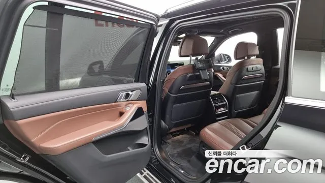 BMW X7 2024 — фото 12