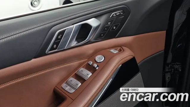 BMW X7 2024 — фото 17