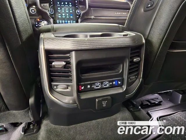 Dodge Ram Pick Up 2020 — фото 11