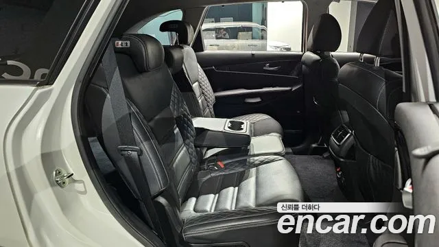 Kia Sorento 2020 — фото 12