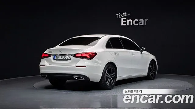 Mercedes-Benz A-Class 2023 — фото 2
