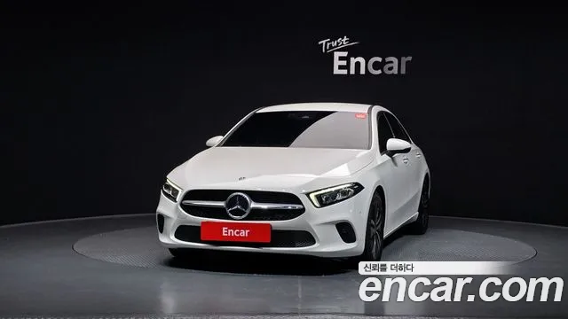 Mercedes-Benz A-Class 2023 — фото 3