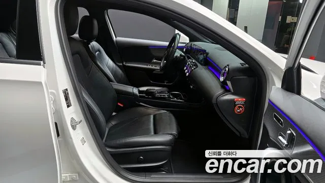 Mercedes-Benz A-Class 2023 — фото 10