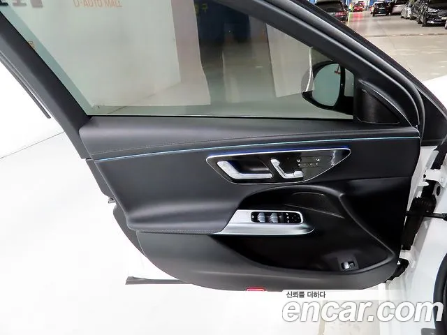 Mercedes-Benz E-Class 2025 — фото 14