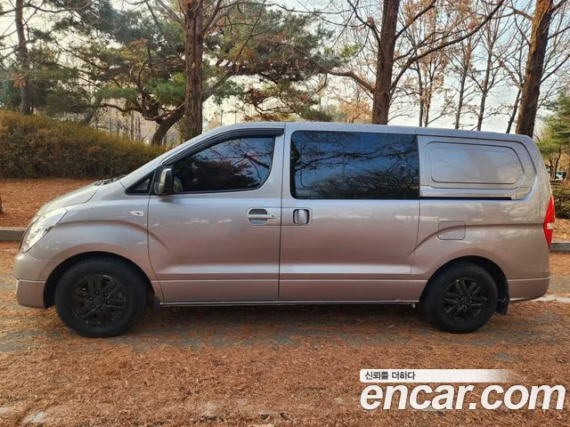 Hyundai Starex 2016 — фото 3