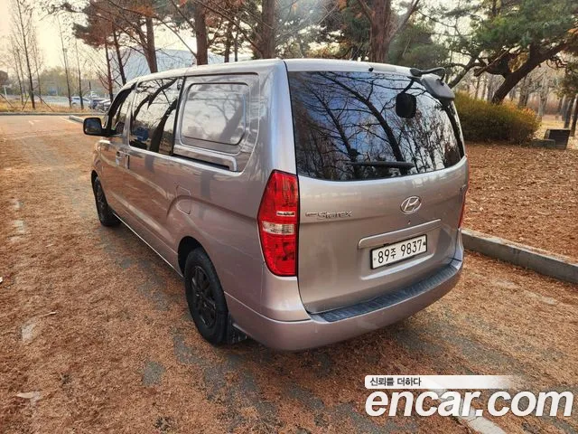 Hyundai Starex 2016 — фото 4