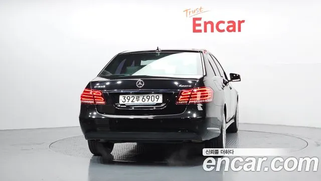 Mercedes-Benz E-Class 2016 — фото 4