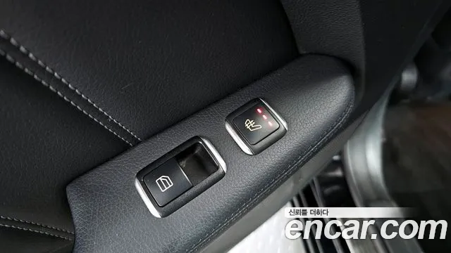 Mercedes-Benz E-Class 2016 — фото 18