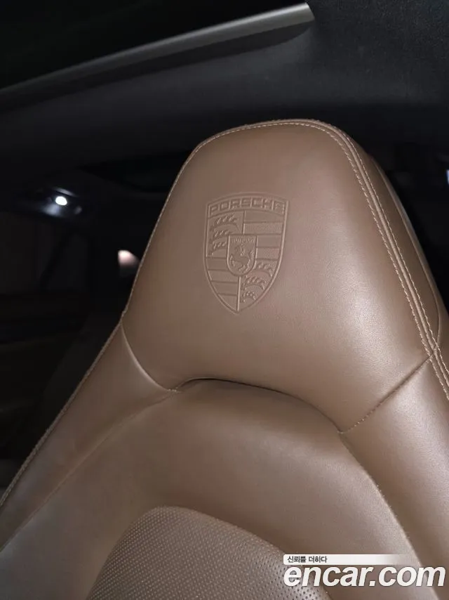 Porsche Panamera 2018 — фото 9