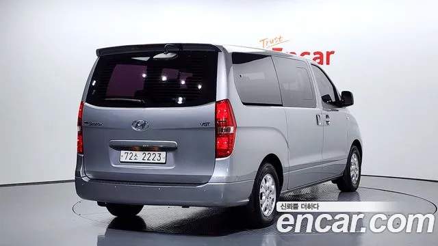 Hyundai Starex 2016 — фото 2