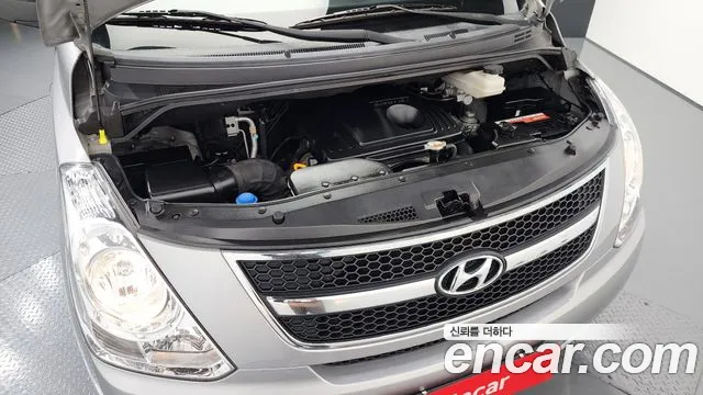 Hyundai Starex 2016 — фото 6