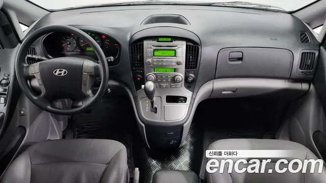 Hyundai Starex 2016 — фото 7