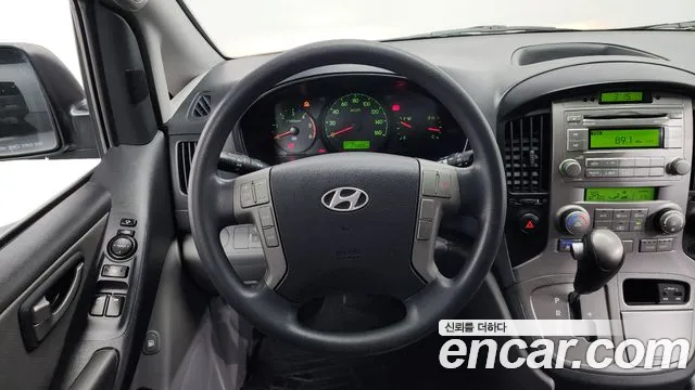 Hyundai Starex 2016 — фото 13