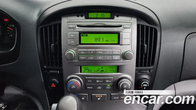 Hyundai Starex 2016 — фото 14
