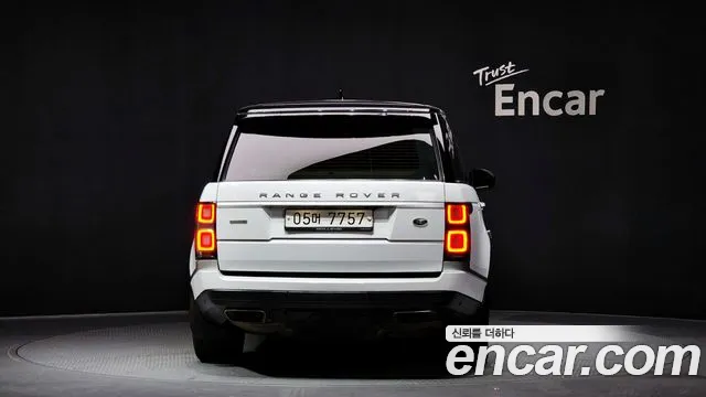 Land Rover Range Rover 2018 — фото 3