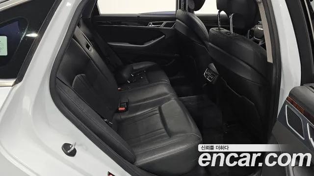 Hyundai Genesis 2016 — фото 12