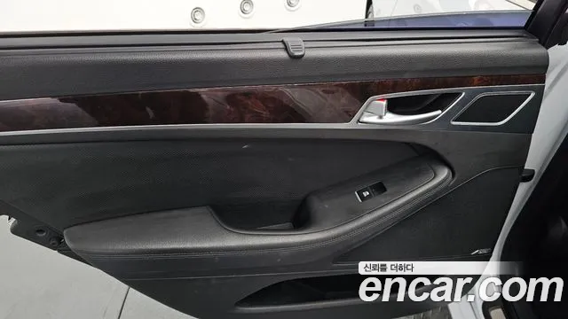 Hyundai Genesis 2016 — фото 19