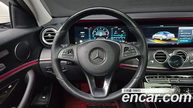 Mercedes-Benz E-Class 2017 — фото 13