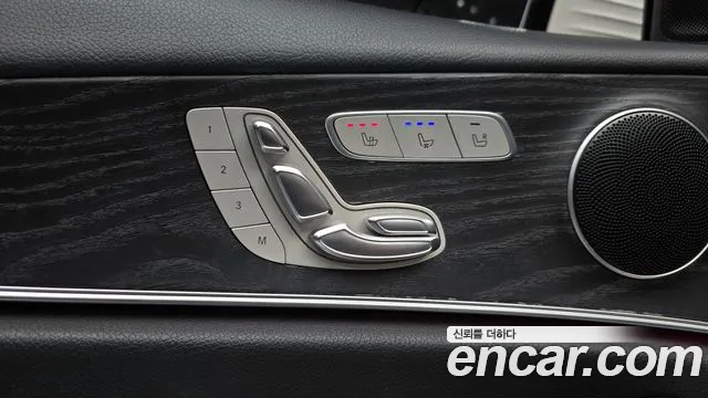 Mercedes-Benz E-Class 2017 — фото 18