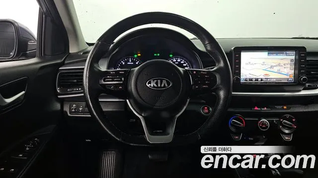 Kia Stonic 2019 — фото 13
