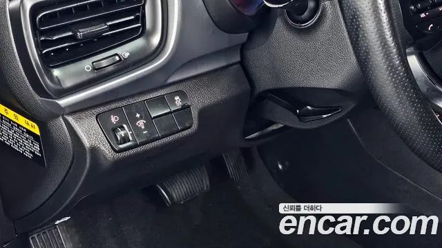 Kia Stonic 2019 — фото 18