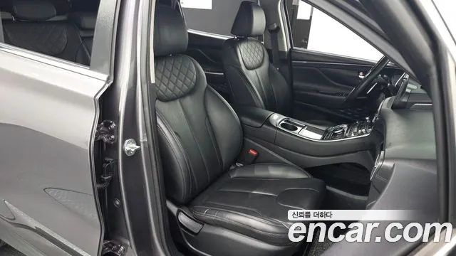 Hyundai Santafe 2021 — фото 10