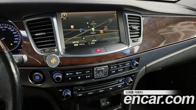 Hyundai Equus 2014 — фото 14