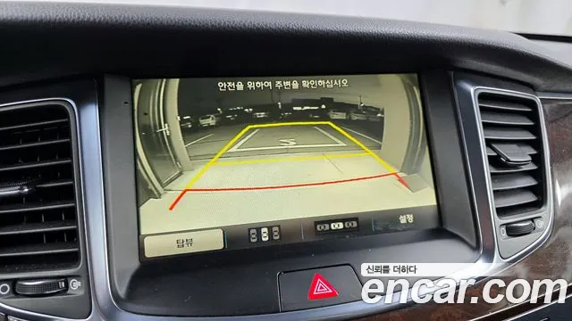 Hyundai Equus 2014 — фото 15