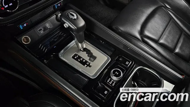 KG_Mobility_Ssangyong Rexton 2018 — фото 9