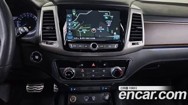 KG_Mobility_Ssangyong Rexton 2018 — фото 15