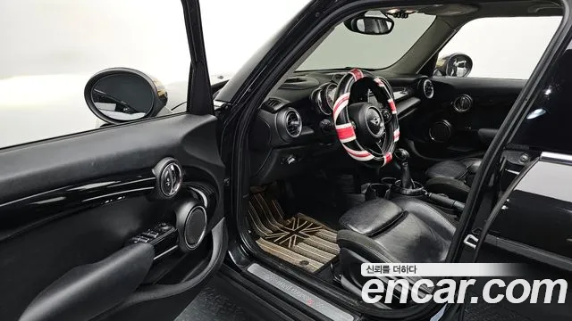 Mini Cooper 2015 — фото 11