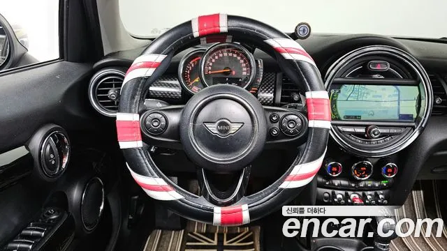 Mini Cooper 2015 — фото 13