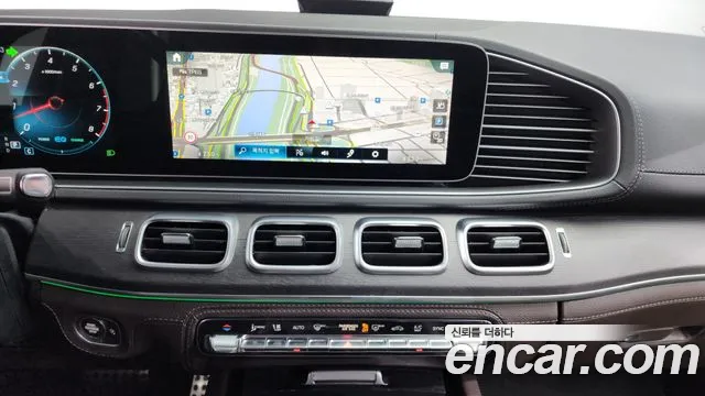 Mercedes-Benz GLS-Class 2021 — фото 15