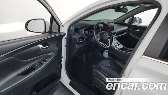 Hyundai Santafe 2023 — фото 10