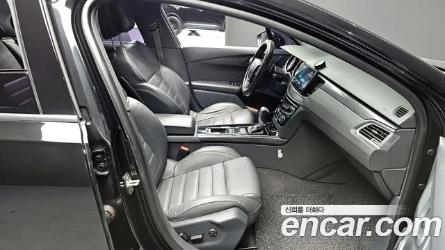 Peugeot 508 2016 — фото 10