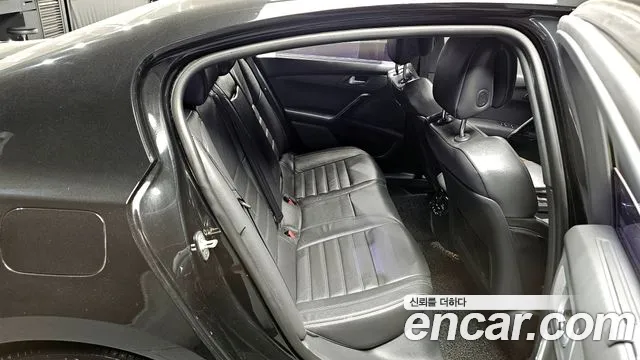 Peugeot 508 2016 — фото 11