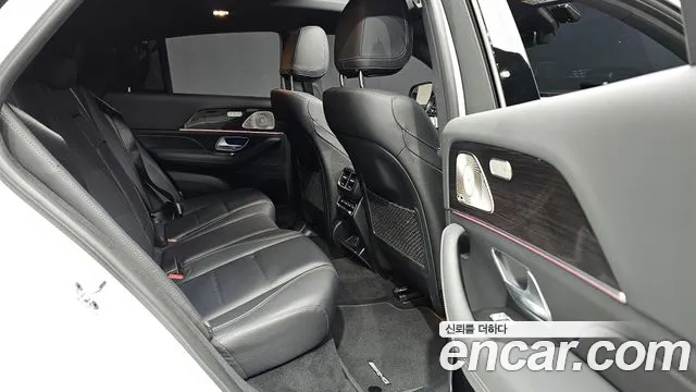 Mercedes-Benz GLE-Class 2023 — фото 11