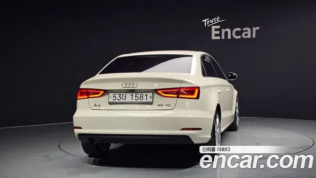 Audi A3 2015 — фото 4