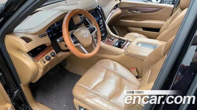 Cadillac Escalade 2017 — фото 7