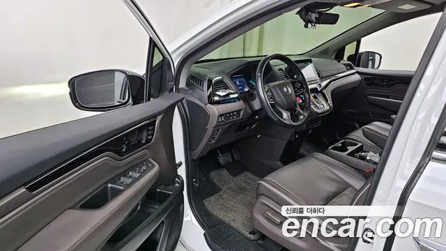 Honda Odyssey 2022 — фото 10