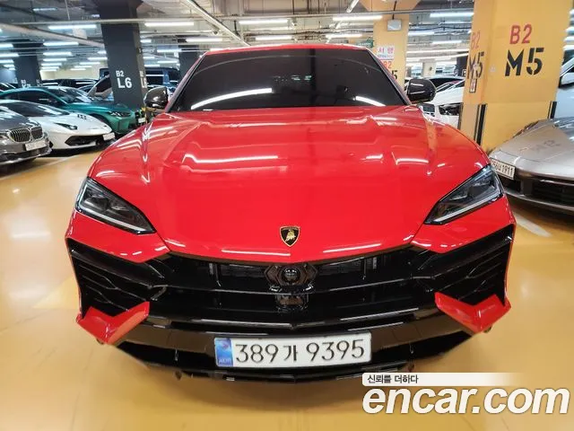Lamborghini Urus 2025 — фото 1