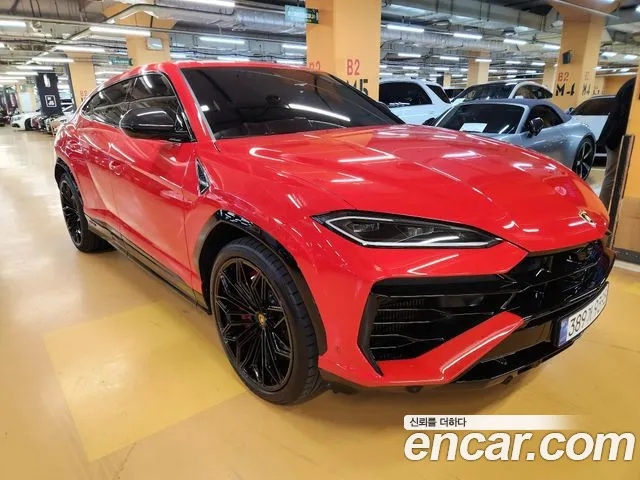 Lamborghini Urus 2025 — фото 3
