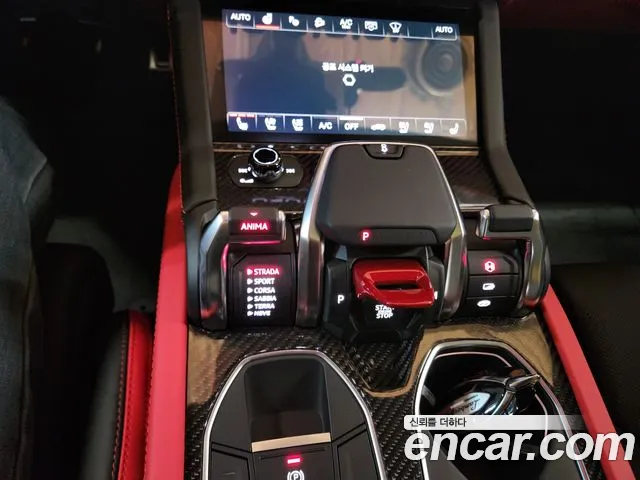 Lamborghini Urus 2025 — фото 16