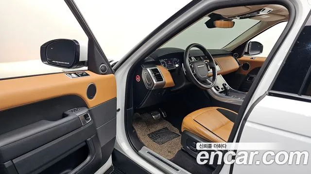 Land Rover Range Rover Sport 2022 — фото 11