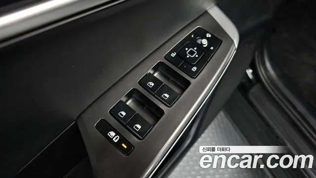 Kia EV6 2023 — фото 14