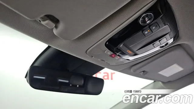 Kia EV6 2023 — фото 17