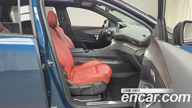 Peugeot 5008 2024 — фото 11