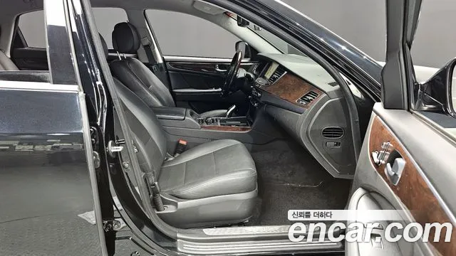 Hyundai Equus 2014 — фото 11